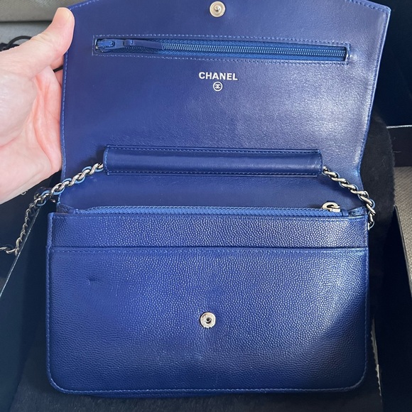 Chanel Sevruga Caviar Wallet On A Chain - Picture 3 of 11